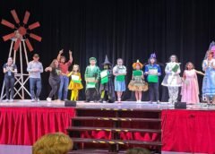 PRESENTAN CON ÉXITO EL MAGO DE OZ, CON ELENCO INFANTIL